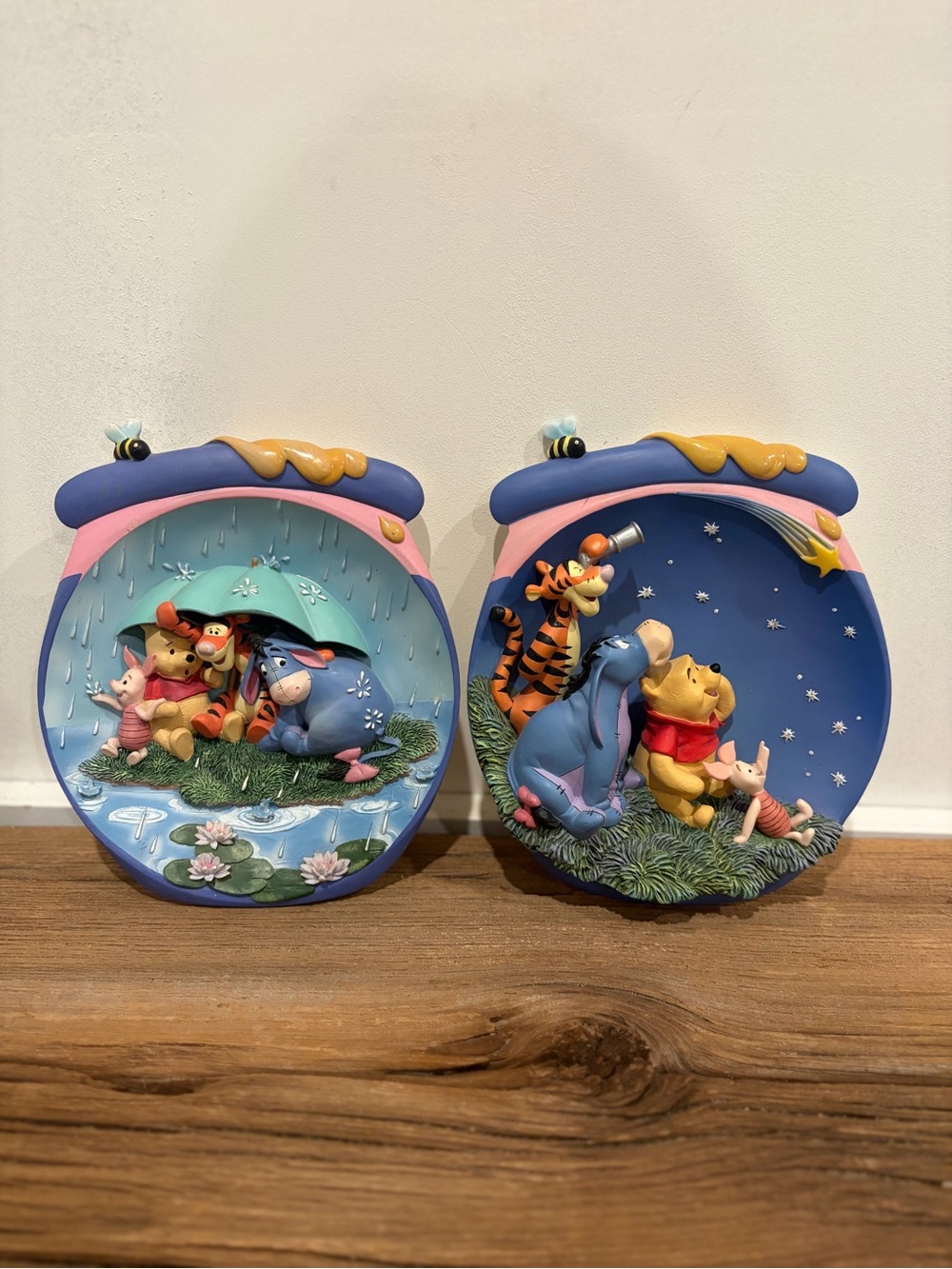 Vintage Winnie the Pooh Bradford Exchange Hunny Pot Plates Set of 2 Disney Decor